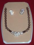 Silver finish necklace set with clear stones (FJSJ0100007)