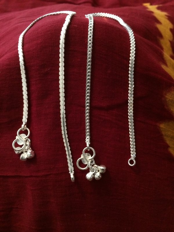 ladies silver payal