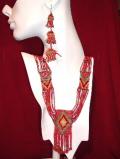 Handmade beaded necklace with earrings (NS21001) Handmade beaded necklace with earrings (NS21001)