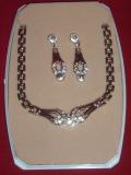Silver finish necklace set with colored stones (FJSJ0100008) Silver finish necklace set with colored stones (FJSJ0100008)